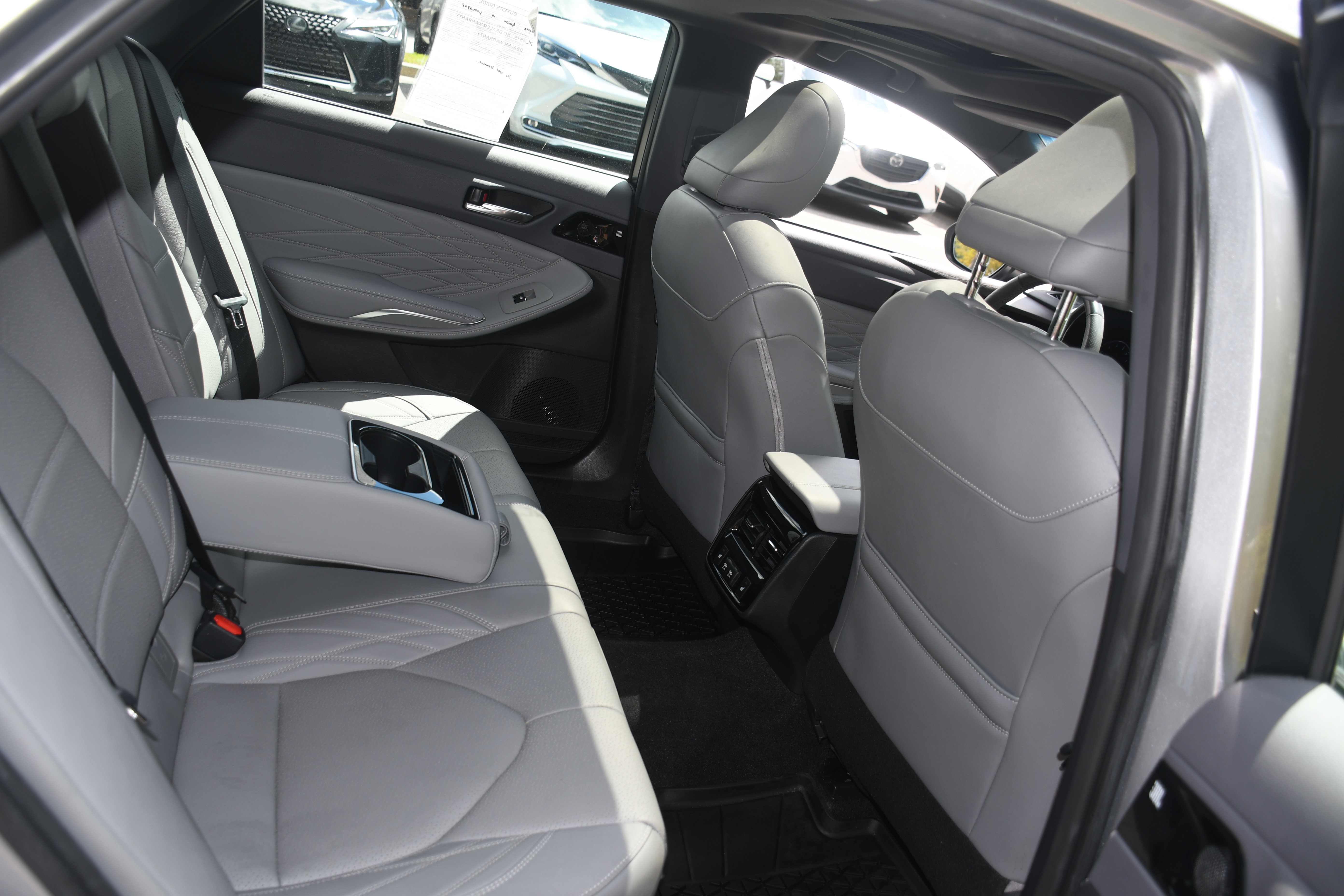 Used 2019 Toyota Avalon Limited w/ Advanced Safety Package FWD image 20