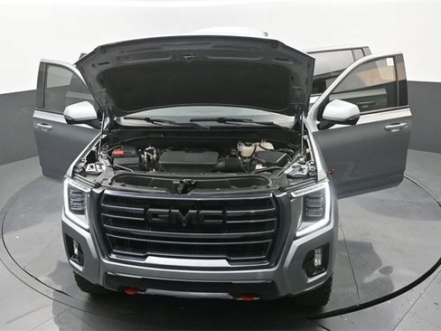 Used 2023 GMC Yukon XL AT4 w/ AT4 Premium Plus Package image 36