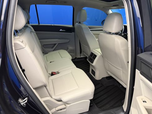 Used 2023 Volkswagen Atlas SE w/ Panoramic Sunroof Package AWD/4WD image 26