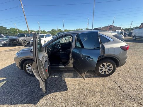 Used 2024 Ford Escape Active w/ Tech Pack #2 AWD/4WD image 4