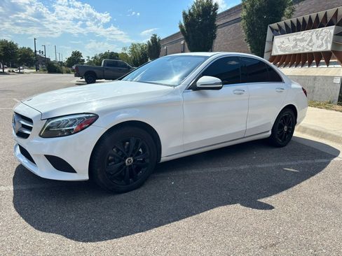 Used 2019 Mercedes-Benz C 300 4MATIC Sedan image 3