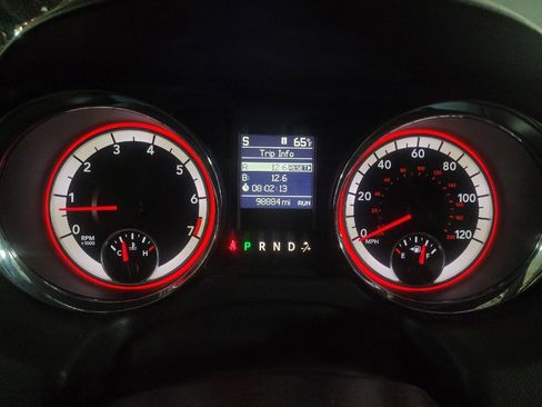 Used 2019 Dodge Grand Caravan GT FWD image 23