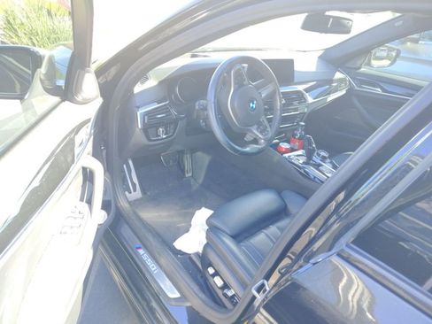 Used 2018 BMW M550i xDrive image 4