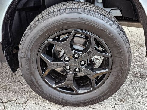 Used 2023 Ford Maverick XL image 7