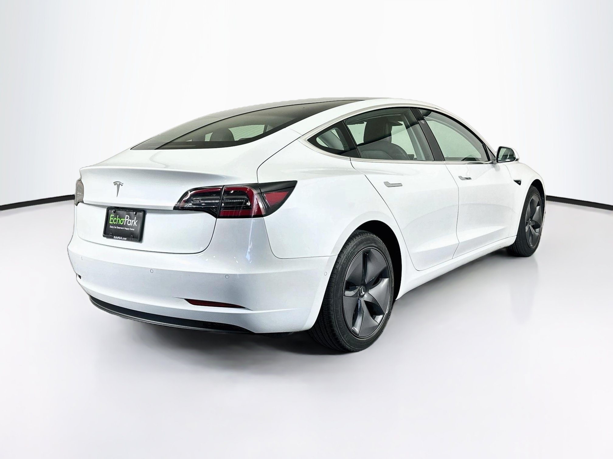 Used 2019 Tesla Model 3 Standard Range Plus RWD image 9