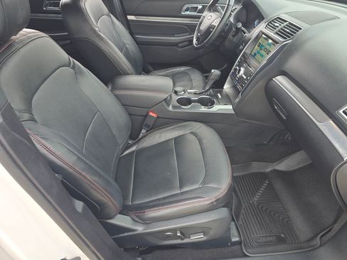 Used 2018 Ford Explorer Sport w/ Equipment Group 401A image 31
