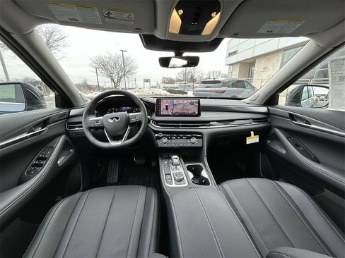 New 2026 INFINITI QX60 Luxe image 12