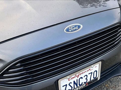 Used 2016 Ford Focus SE image 29