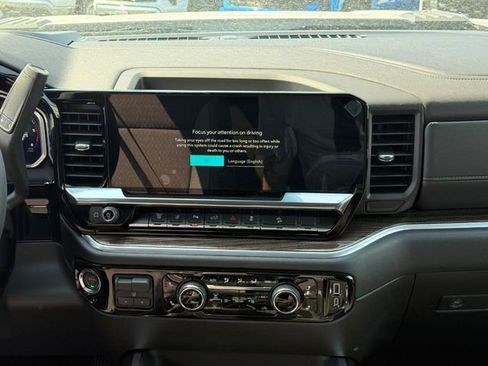 New 2026 Chevrolet Silverado 2500 LT w/ All Star Edition AWD/4WD image 9