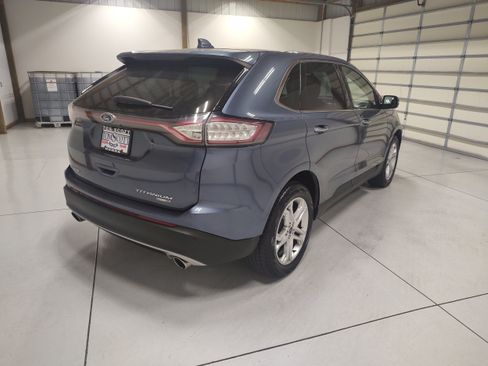 Used 2018 Ford Edge Titanium w/ Technology Package AWD/4WD image 14