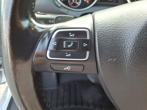 Used 2014 Volkswagen Golf TDI FWD image 29