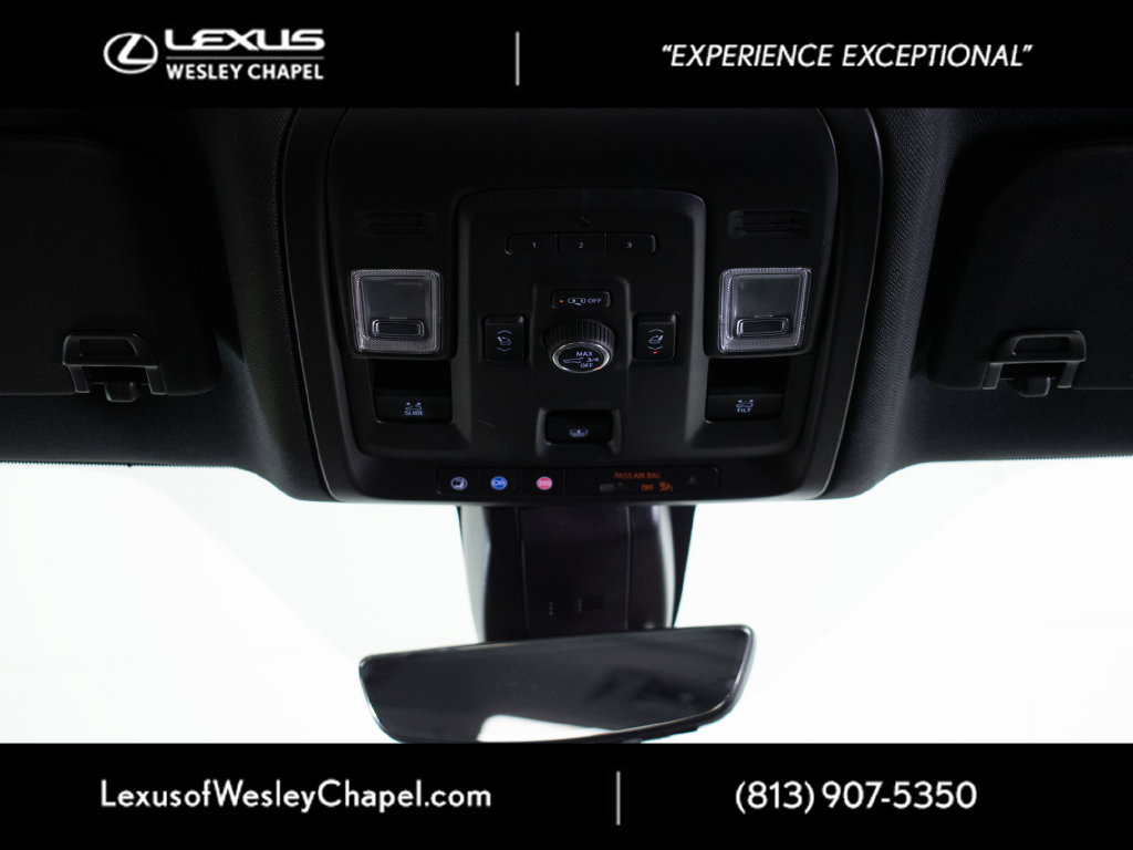 Used 2021 Chevrolet Suburban High Country AWD/4WD image 24