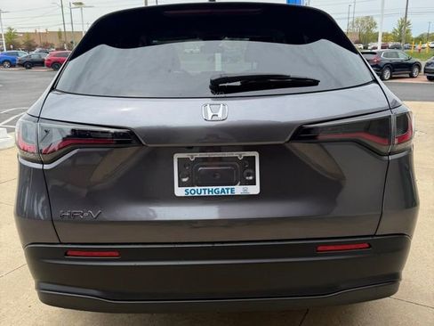 New 2027 Honda HR-V LX image 4
