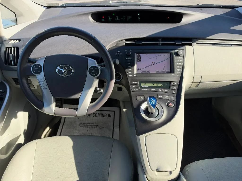 Used 2010 Toyota Prius Five FWD image 17