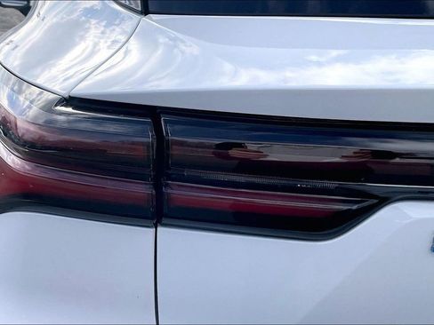 Used 2024 Chevrolet Equinox EV LT image 26