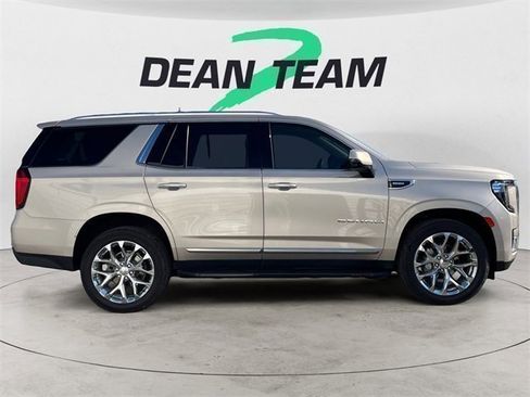 Used 2022 GMC Yukon Denali image 9