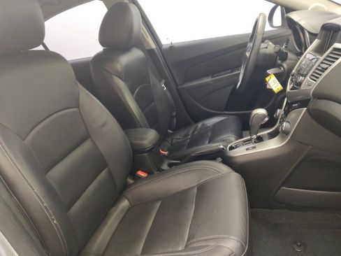 Used 2014 Chevrolet Cruze LT image 21