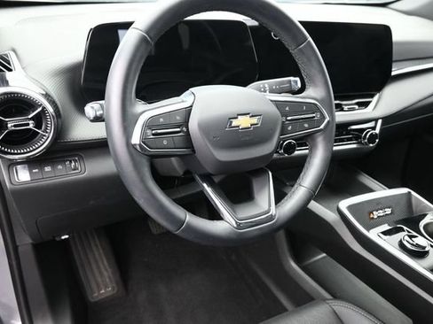Used 2026 Chevrolet Equinox LT w/ Convenience Package II AWD/4WD image 23