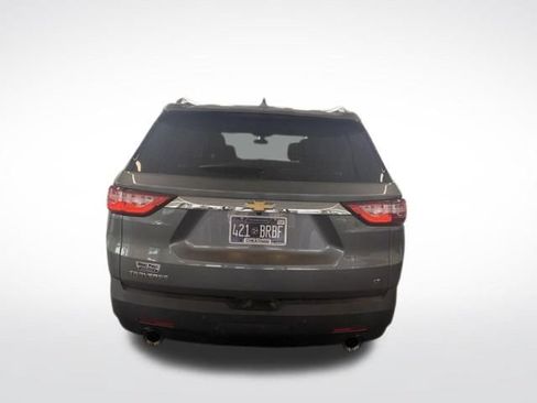 Used 2018 Chevrolet Traverse LT FWD image 8