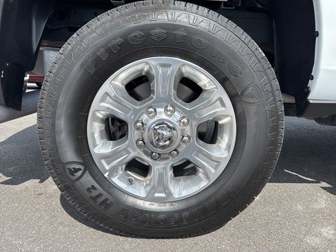 Used 2023 RAM 2500 Big Horn w/ Level 1 Equipment Group image 12