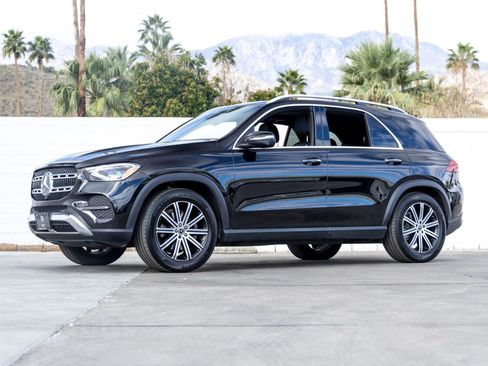 Used 2025 Mercedes-Benz GLE 350 4MATIC image 1