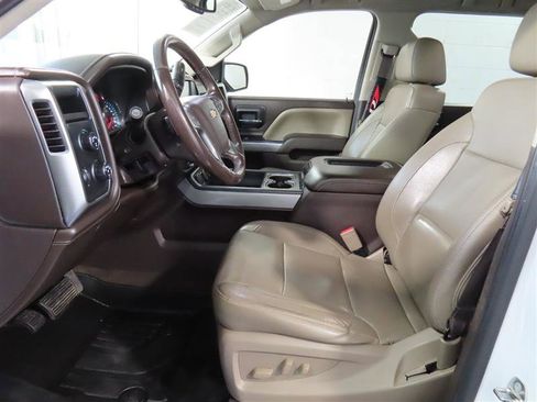 Used 2018 Chevrolet Silverado 1500 LTZ Z71 w/ LTZ Plus Package AWD/4WD image 16