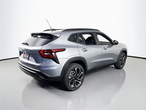 New 2026 Chevrolet Trax RS w/ Driver Confidence Package FWD image 6