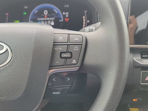 Used 2026 Toyota Camry LE FWD image 21