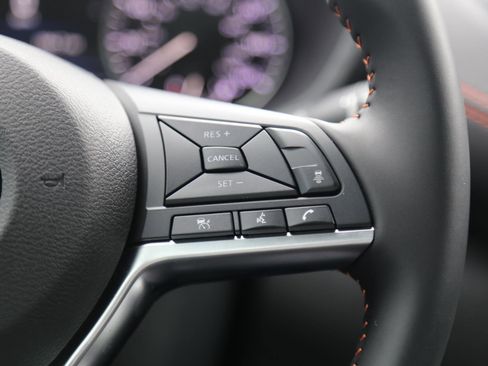 Used 2025 Nissan Sentra SR image 10