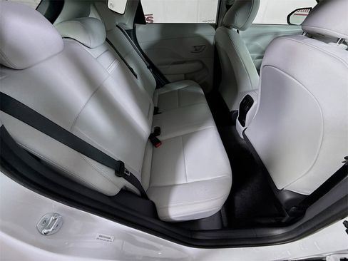 Certified 2025 Hyundai Kona SEL image 28