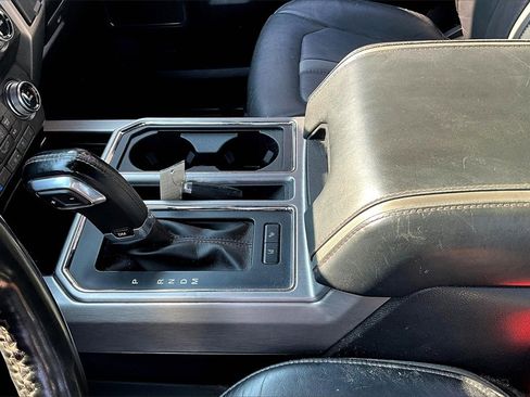 Used 2018 Ford F150 Platinum w/ Technology Package image 18