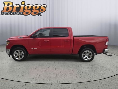 Used 2022 RAM 1500 Big Horn AWD/4WD image 2