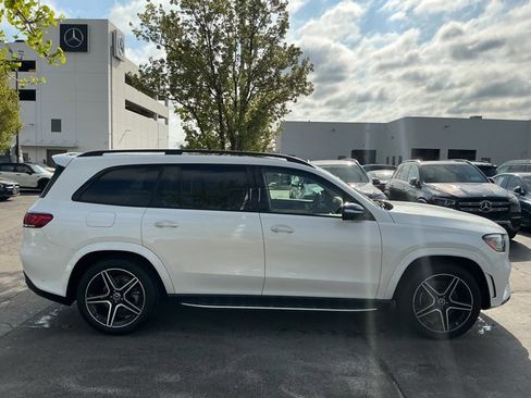 Used 2022 Mercedes-Benz GLS 450 4MATIC image 4