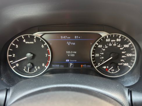 Used 2023 Nissan Altima 2.5 SR FWD image 17