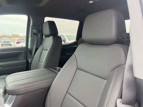 New 2026 GMC Sierra 1500 SLT w/ SLT Convenience Package AWD/4WD image 12