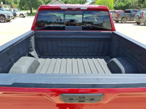 Used 2024 GMC Sierra 1500 Denali w/ Technology Package AWD/4WD image 12