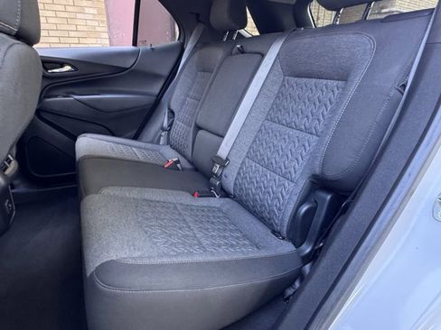 Used 2022 Chevrolet Equinox LT image 24