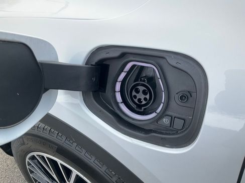 Used 2022 Ford Escape SEL w/ Technology Package image 23