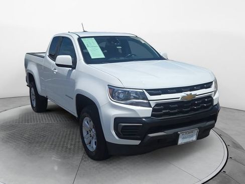 Used 2022 Chevrolet Colorado LT w/ Safety Package RWD image 7