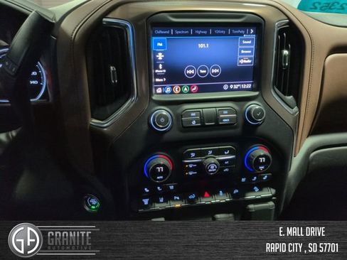 Used 2020 Chevrolet Silverado 2500 High Country w/ Safety Package II AWD/4WD image 18