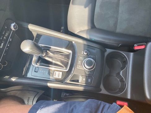 Used 2021 MAZDA CX-5 Touring image 22