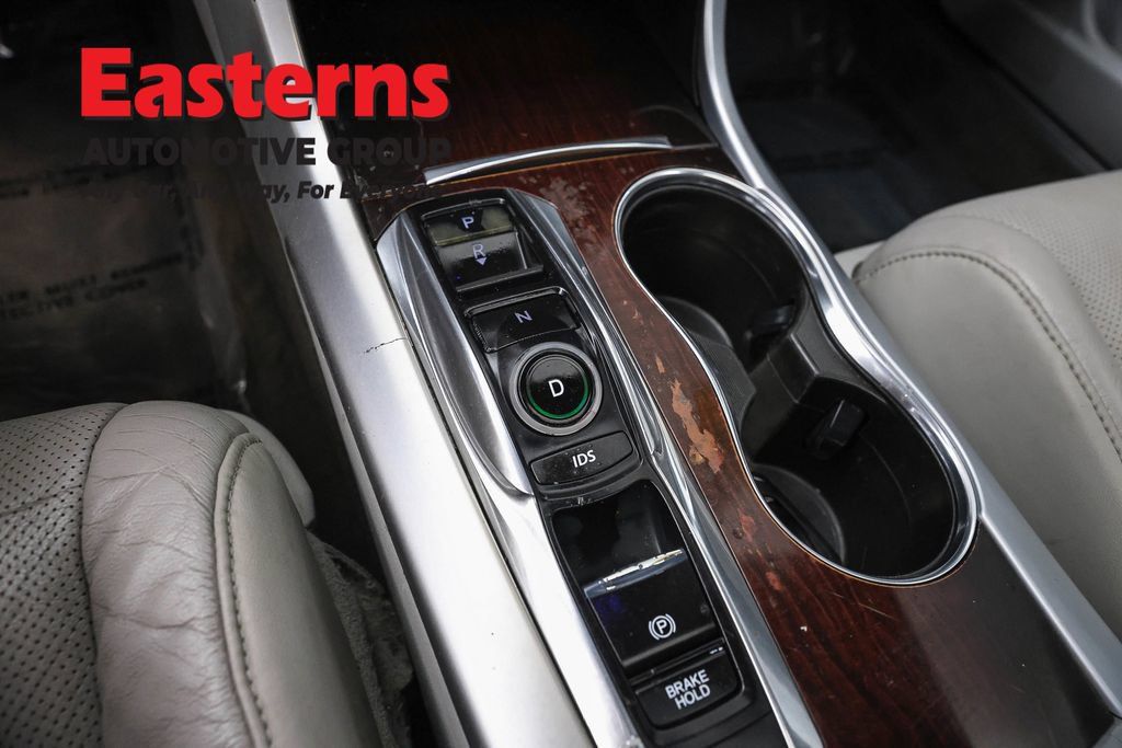 Used 2015 Acura TLX w/ Technology Package FWD image 14