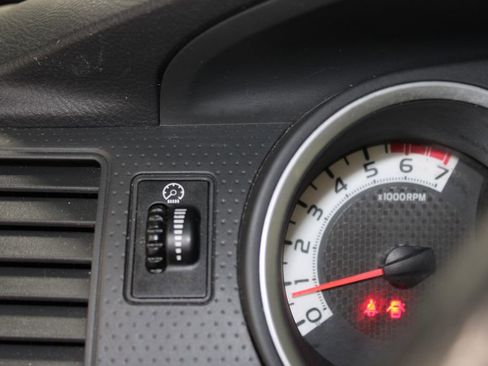 Used 2014 Toyota Tacoma Base image 39