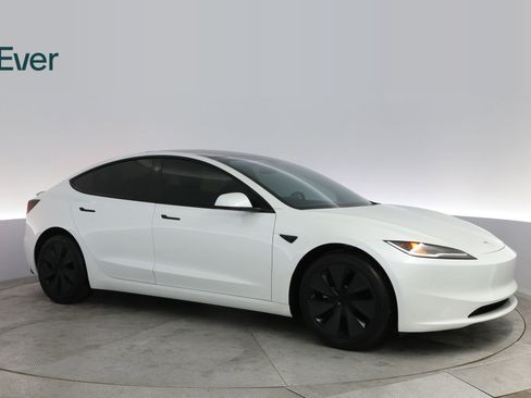 Used 2025 Tesla Model 3 Long Range image 14
