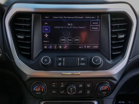 Used 2022 GMC Acadia SLE AWD/4WD image 29
