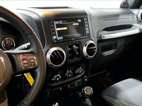 Used 2014 Jeep Wrangler Unlimited Sahara w/ Connectivity Group image 6