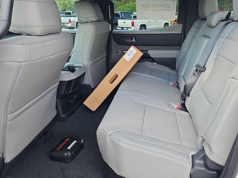 New 2026 Toyota Tundra Limited AWD/4WD image 23