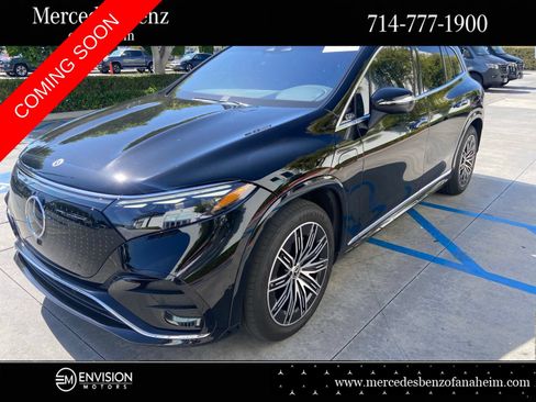 Used 2023 Mercedes-Benz EQS 580 4MATIC SUV image 1