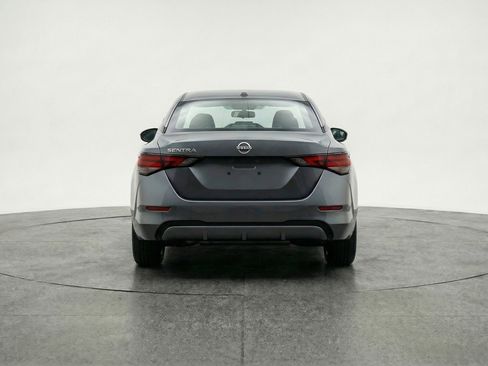 Used 2025 Nissan Sentra SV image 7