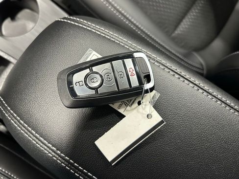 New 2026 Ford Escape SE FWD image 24